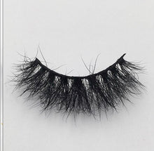 Load image into Gallery viewer, Addicted Eyelashes